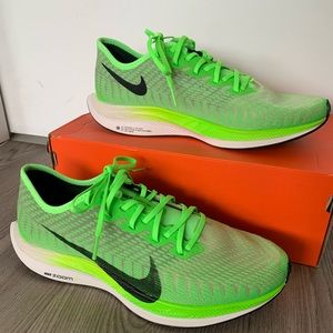Men’s Nike Zoom Pegasus Turbo 2 size 9 in Electric Green